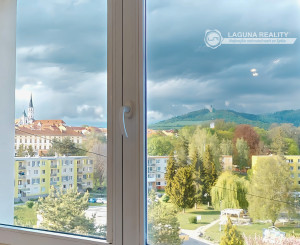 Slnečný byt 3+1 (68 m2), sídl. Pri prameni Levoča