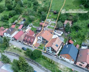 Rodinný dom 4+K s terasou, garážou, altánkom - Krompachy