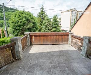 Rodinný dom 4+K s terasou, garážou, altánkom - Krompachy