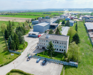 Podn. areál - adm, výroba, garáže, sklady (3,3 ha) neďaleko Košíc