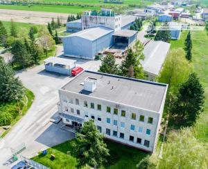 Podn. areál - adm, výroba, garáže, sklady (3,3 ha) neďaleko Košíc