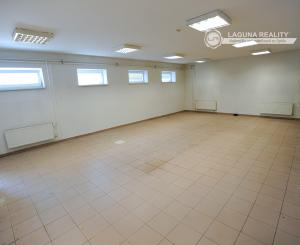 PRENÁJOM! Podn. priestor (80 m2) v AREÁLI ZÁPAD Spišská Nová Ves