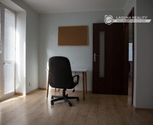 PRENÁJOM - Byt 2,5 +1 (58 m2) s 2 balkónmi, centrum Spišská Nová Ves