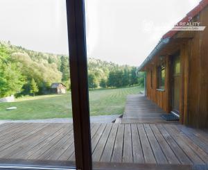 Rodinný dom – chalupa s veľkou záhradou (1 175 m2), Zahura, Sp. Vlachy