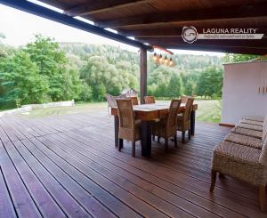 Rodinný dom – chalupa s veľkou záhradou (1 175 m2), Zahura, Sp. Vlachy
