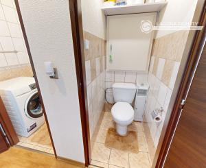Byt 3+1 (73 m2) s loggiou sídl. Západ I. SNV