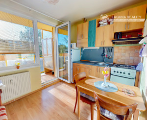 Byt 2+1 (56 m2) s balkónom, Dubová ul.Sp. Nová Ves