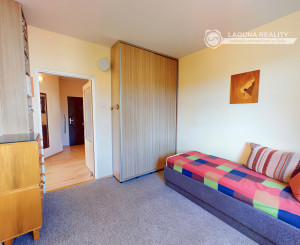 Byt 2+1 (56 m2) s balkónom, Dubová ul.Sp. Nová Ves