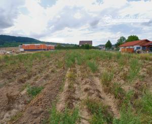 Stavebný pozemok (1 447 m²) rovinatý, s výhľadmi, Spišský Hrhov