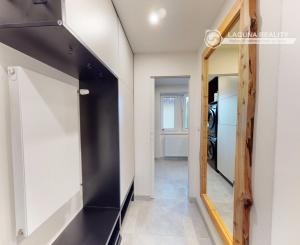 Štýlový byt 2+1 (58 m2) s balkónom + projekt podkrovie | centrum SNV