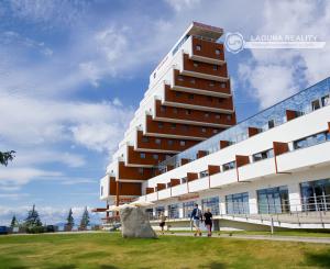 Apartmán 2-izb. (55 m²) s terasou a garážou, Hotel Panoráma Štrbské Pleso