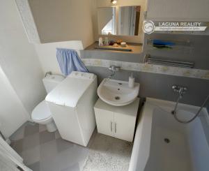 Byt 2+1 (56 m²) s pivnicami, tehlový dom, centrum Spišskej Novej Vsi