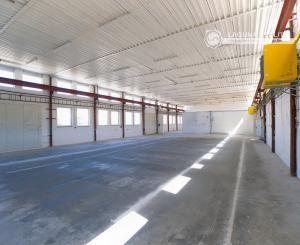 NA PRENÁJOM! Rekonštruovaná výrobná hala 800 m² Spišská Nová Ves