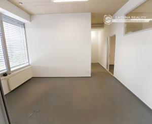 Moderný kancelársky priestor (50 m2) Sp. Nová Ves