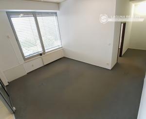 Moderný kancelársky priestor (50 m2) Sp. Nová Ves