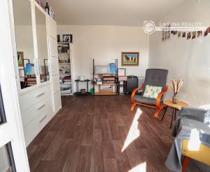 Tehlový byt 3-izbový (73 m²) s 2 balkónmi, centrum Spišská Nová Ves