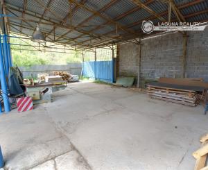Komerčný pozemok (409 m²) s prístreškom v uzavretom areáli, Levoča
