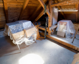 Byt 3+1 (104 m2) s 2 balkónmi, garážou a záhradou, centrum SNV
