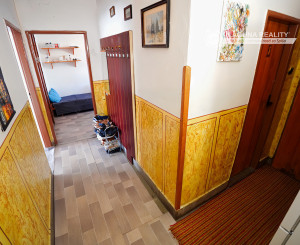 Tehlový byt 3-izbový (73 m²) s 2 balkónmi, centrum Spišská Nová Ves