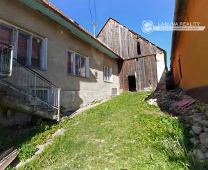 Rodinný dom (828 m²) s hospodárskou budovou, podtatranská obec Važec