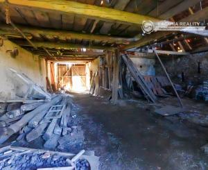 Rodinný dom (828 m²) s hospodárskou budovou, podtatranská obec Važec