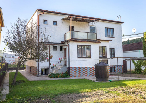 Rodinný dom (827 m2), Kozí vrch, Sp. Nová Ves