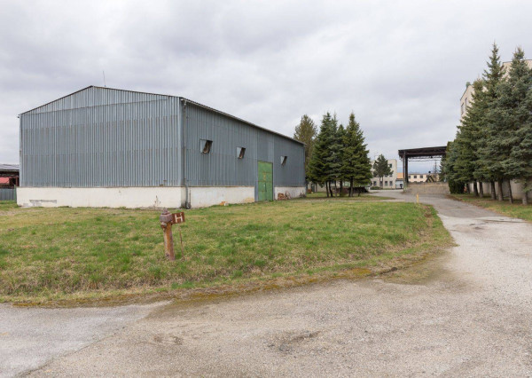 Skladovo - výrobný areál (3,3 ha) Moldava nad Bodvou