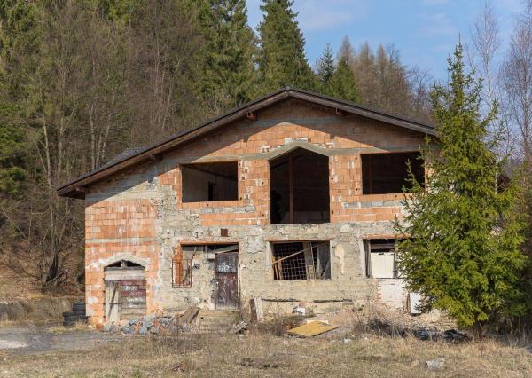 Polyfunkčný objekt, Novoveská Huta