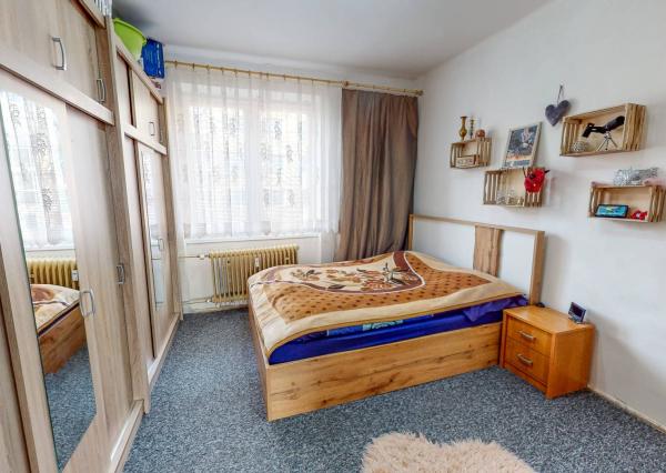 MOŽNÁ DOHODA! Byt 2+1 (58 m2) s balkónom, centrum SNV