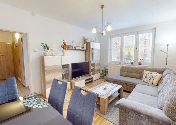 Byt 3+1 (67 m2) sídlisko Mier Sp. Nová Ves