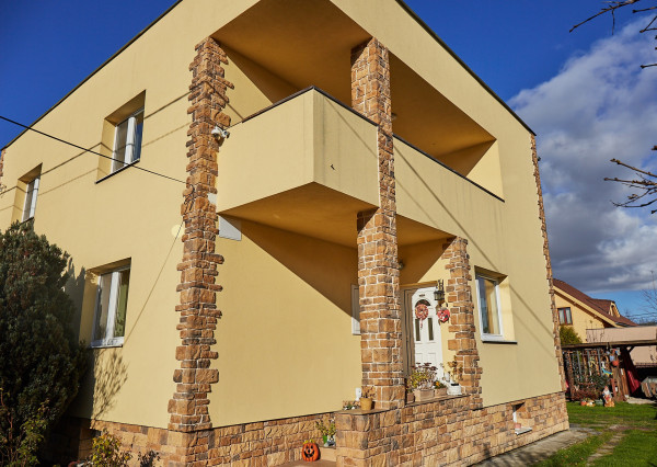 Rodinný dom so záhradou, (590m2), Spišská Nová Ves