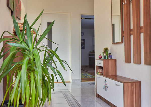 Rodinný dom so záhradou, (590m2), Spišská Nová Ves