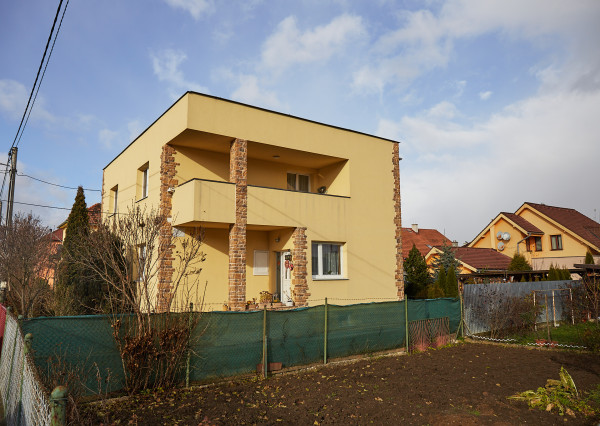 Rodinný dom so záhradou, (590m2), Spišská Nová Ves