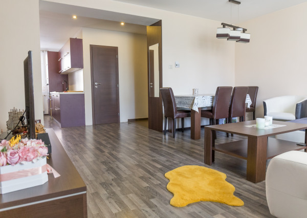 PRENÁJOM! Byt 3+1 (80 m2) s loggiou a záhradou, centrum SNV