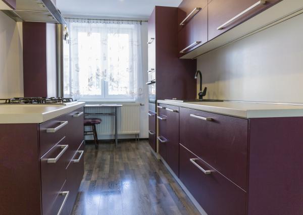 PRENÁJOM! Byt 3+1 (80 m2) s loggiou a záhradou, centrum SNV