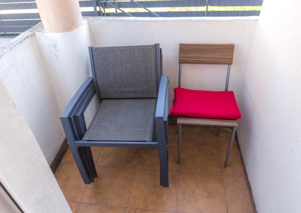 PRENÁJOM! Byt 3+1 (80 m2) s loggiou a záhradou, centrum SNV