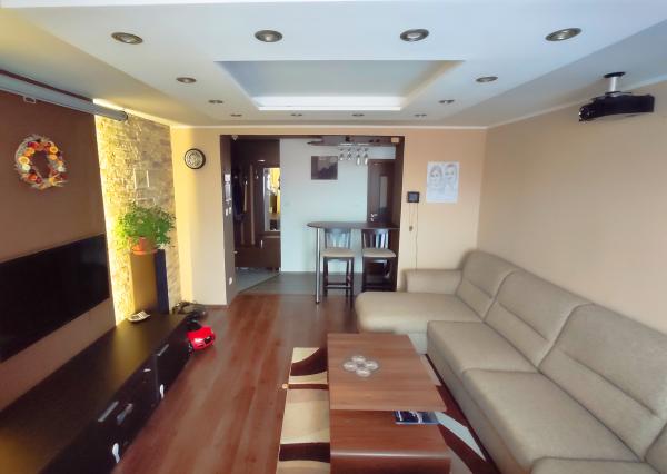 Byt 2+1 (62 m2) s loggiou, ul. Hviezdoslavova Sp. Nová Ves