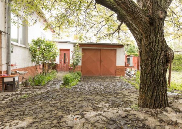 ZNÍŽENÁ CENA! RD na výbornej adrese v Michalovciach