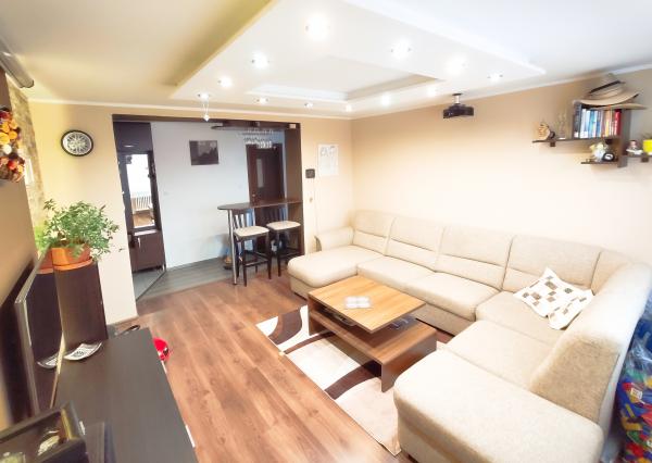 REZERVOVANÉ ! Byt 2+1 (62 m2) s loggiou, ul. Hviezdoslavova Sp. Nová Ves