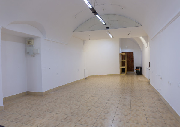 Obchodné priestory (60 m2) námestie Sp. Nová Ves