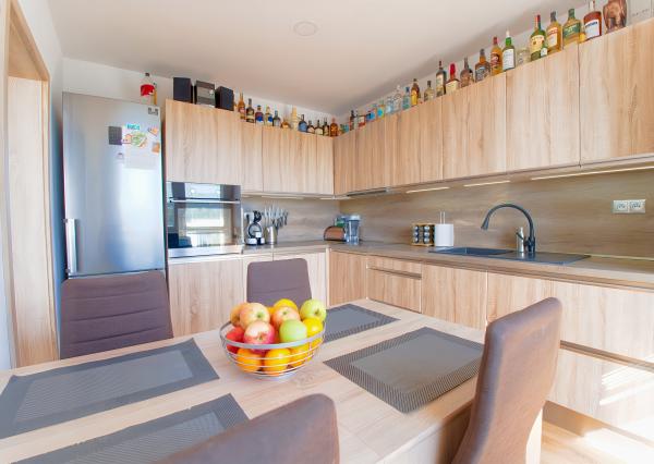 REZERVOVANÝ ! Byt 3+1 (75 m2) s loggiou, ul. E. M. Šoltésovej Sp. Nová Ves