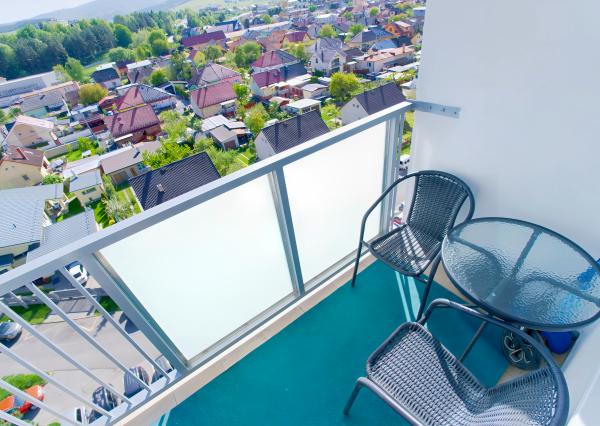 REZERVOVANÝ ! Byt 3+1 (75 m2) s loggiou, ul. E. M. Šoltésovej Sp. Nová Ves