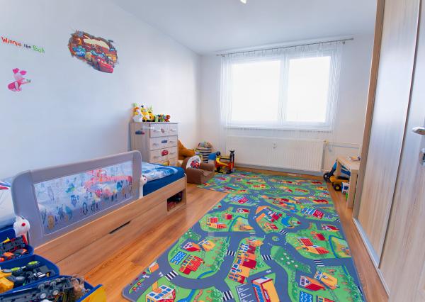 REZERVOVANÝ ! Byt 3+1 (75 m2) s loggiou, ul. E. M. Šoltésovej Sp. Nová Ves