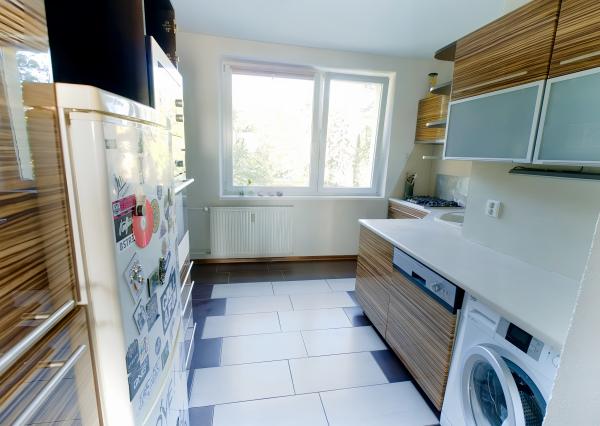 REZERVOVANÝ ! Byt 3+1 (65 m2) ul. Komenského sídl. Mier Sp. Nová Ves