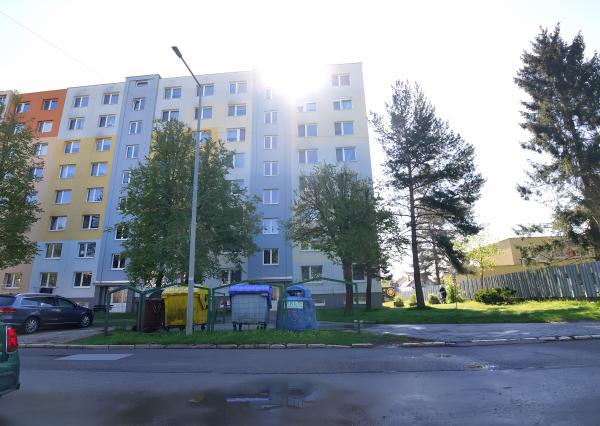 REZERVOVANÝ ! Byt 3+1 (65 m2) ul. Komenského sídl. Mier Sp. Nová Ves