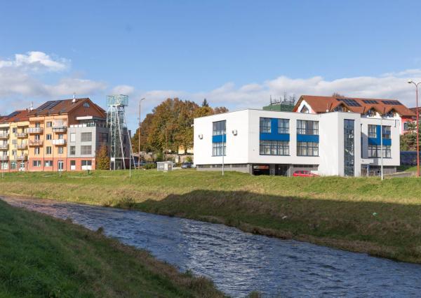 Podnikateľský priestor (90 m2) Nábrežie Hornádu SNV
