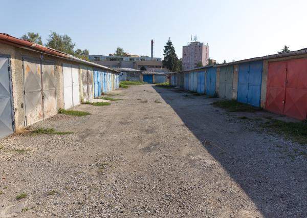 Garáž (19 m2) sídl. Tarča Sp. Nová Ves