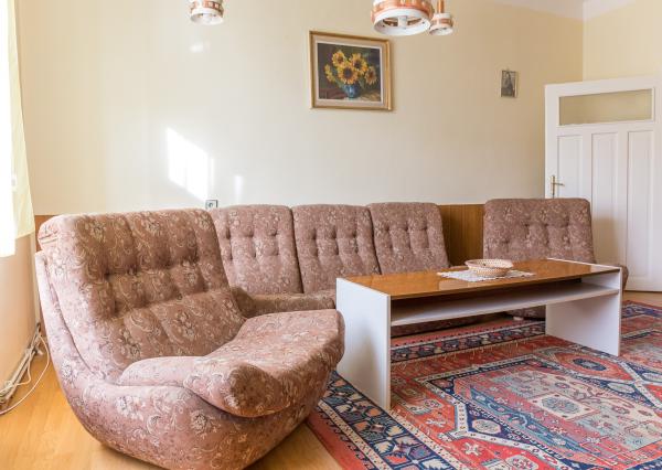 Meštiansky 4-izbový byt (140 m2) Spišská Nová Ves