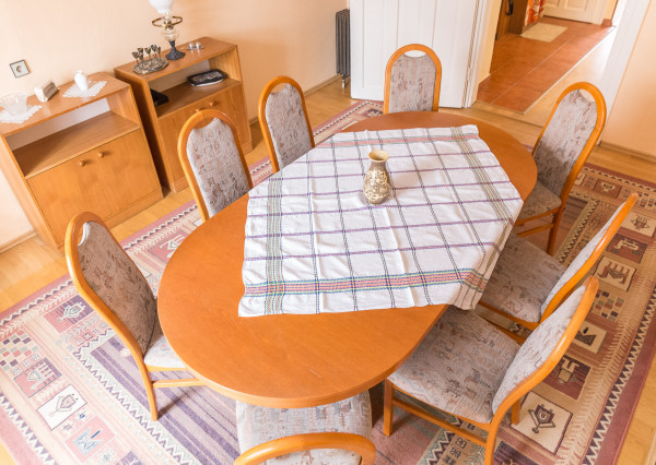 Meštiansky 4-izbový byt (140 m2) Spišská Nová Ves