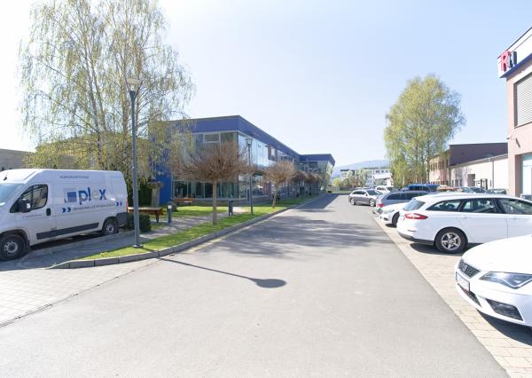 Moderný administratívny priestor (114 m2) Sp. Nová Ves